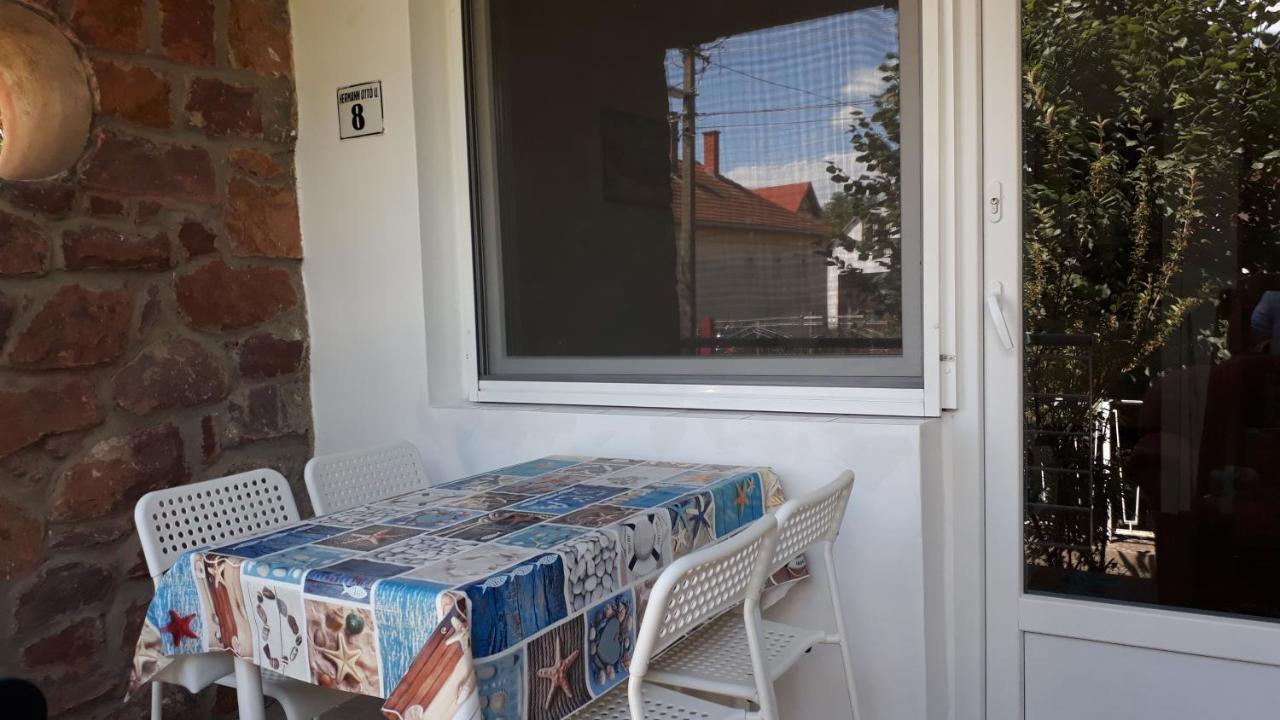 Clara Apartman Keszthely Luaran gambar