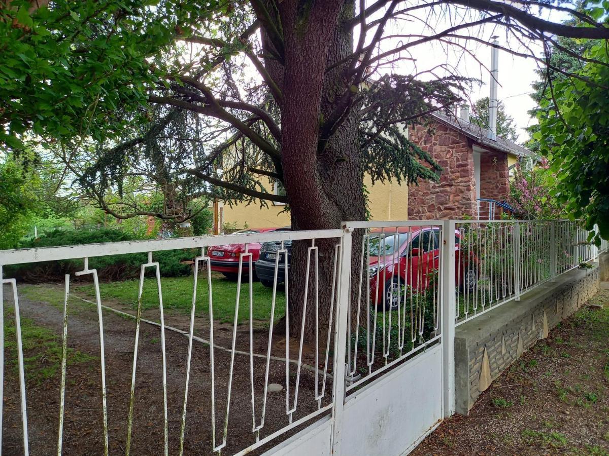 Clara Apartman Keszthely Luaran gambar