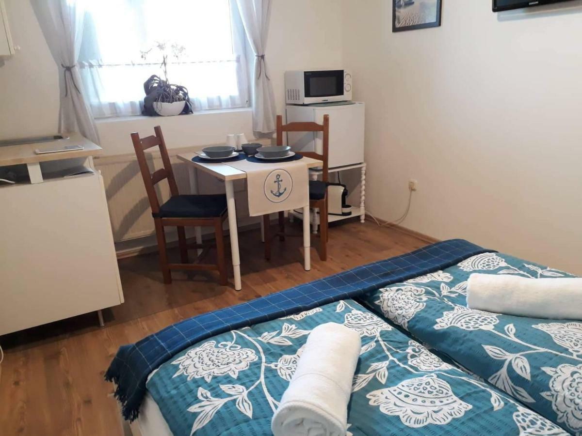 Clara Apartman Keszthely Luaran gambar